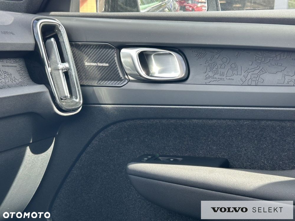 Volvo XC 40 - 26
