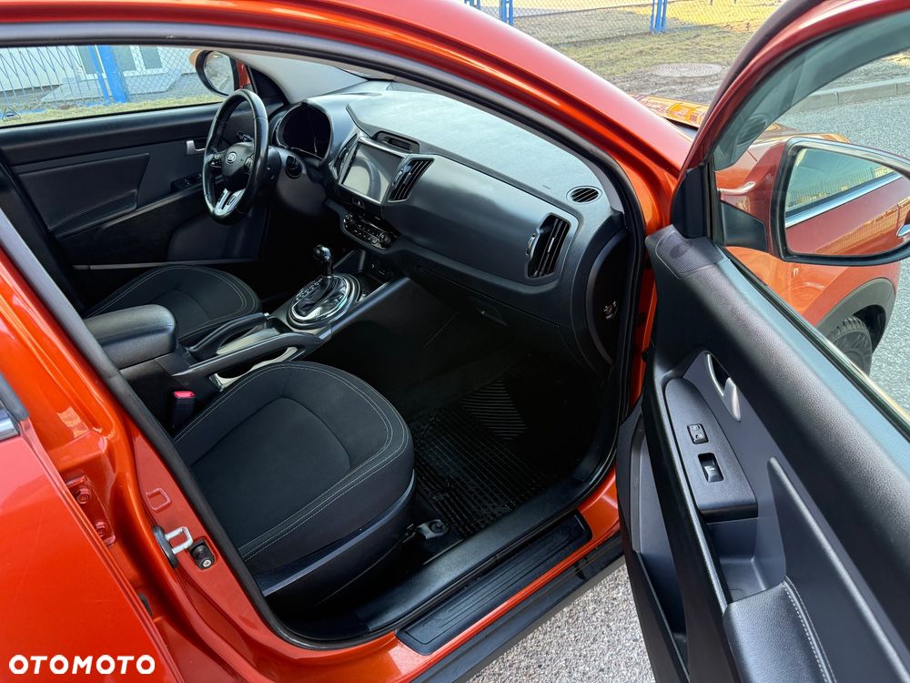 Kia Sportage 2.0 CVVT 4WD Automatik Fifa World Cup Ediition - 19