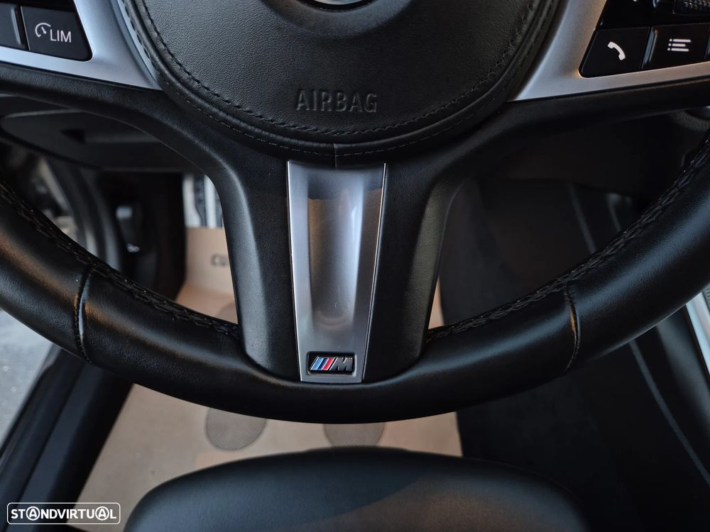 BMW 330 e Pack M Auto - 23