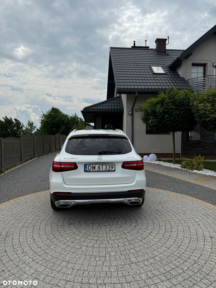 Mercedes-Benz GLC - 7