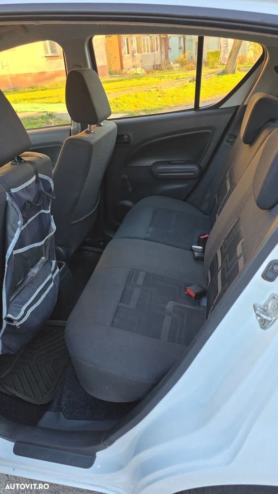 Suzuki Splash 1.0 GC AC - 12