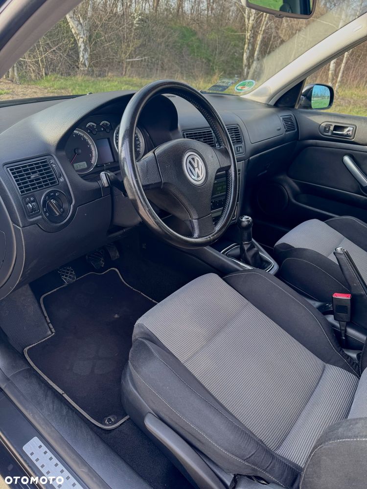 Volkswagen Golf 2.0 Highline - 13