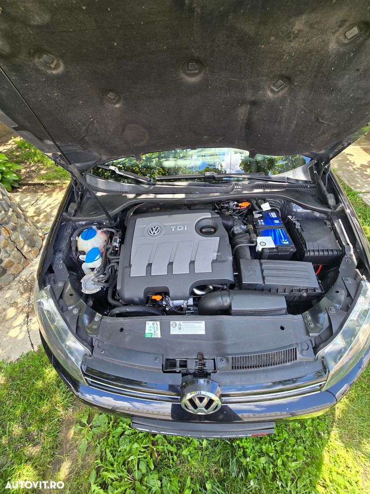 VOLKSWAGEN Golf 2011 — imagine 8