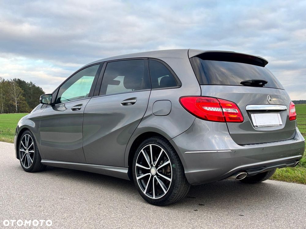 Mercedes-Benz B-Class 2014 photo 4