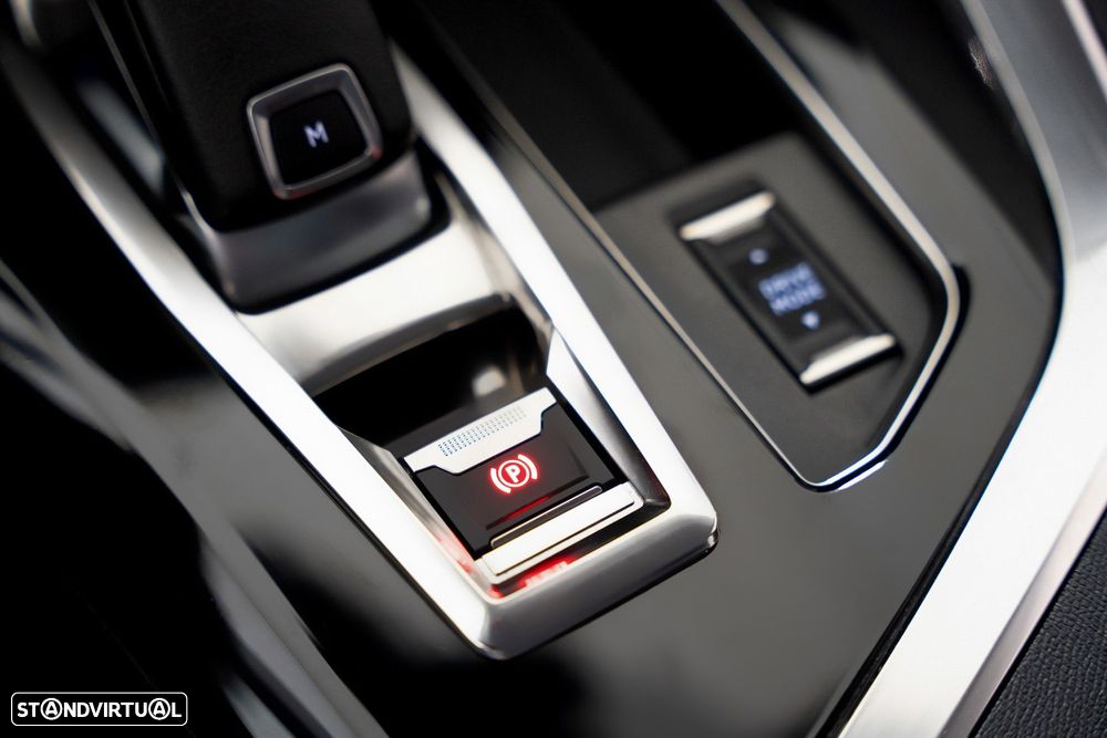 Peugeot 5008 1.2 PureTech Allure EAT8 - 10