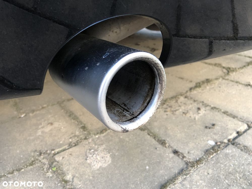BMW Seria 1 118d DPF - 25