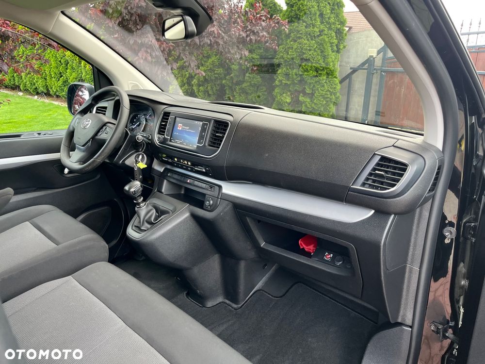 Toyota Proace Verso 2.0 D4-D Medium Business - 31