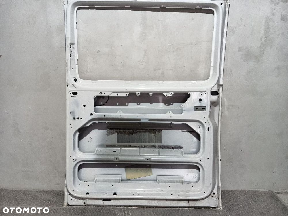 DRZWI TYŁ TYLNE PRAWE BOCZNE PRZESUWNE VW T6 - 8