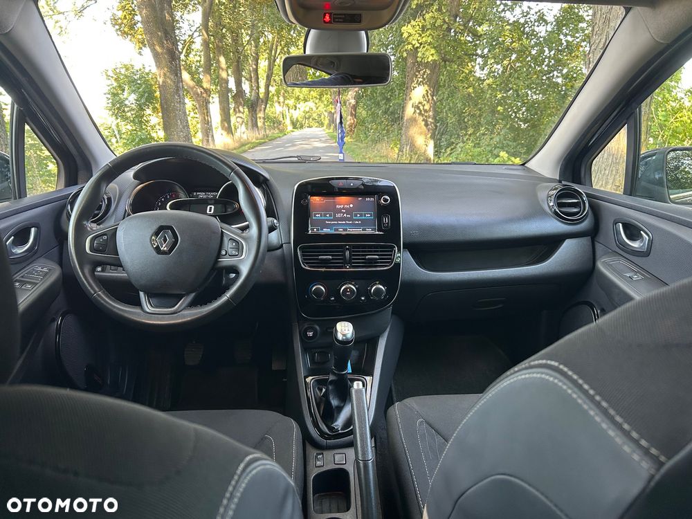 Renault Clio - 12
