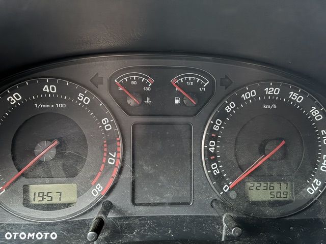 Skoda Superb 1.8 Turbo - 8