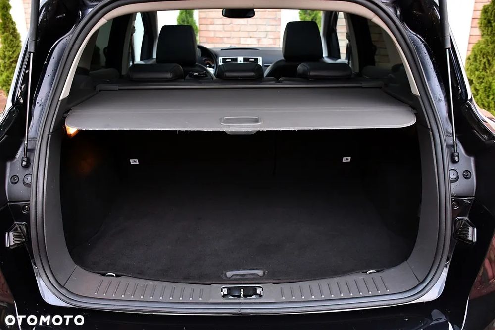 Ford Kuga 2.0 TDCi 4x4 Titanium - 25