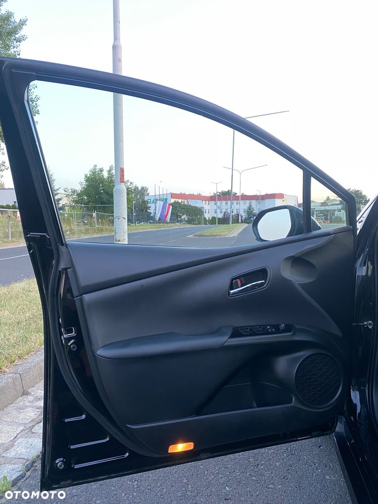 Toyota Prius - 13