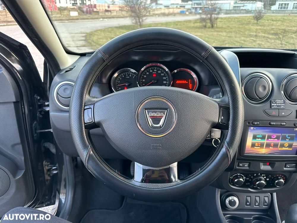 Dacia Duster dCi 110 FAP 4x4 Blackshadow - 21