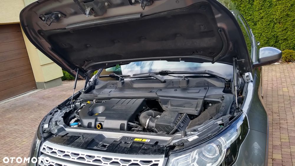 Land Rover Discovery Sport TD4 SkyView Edition - 4