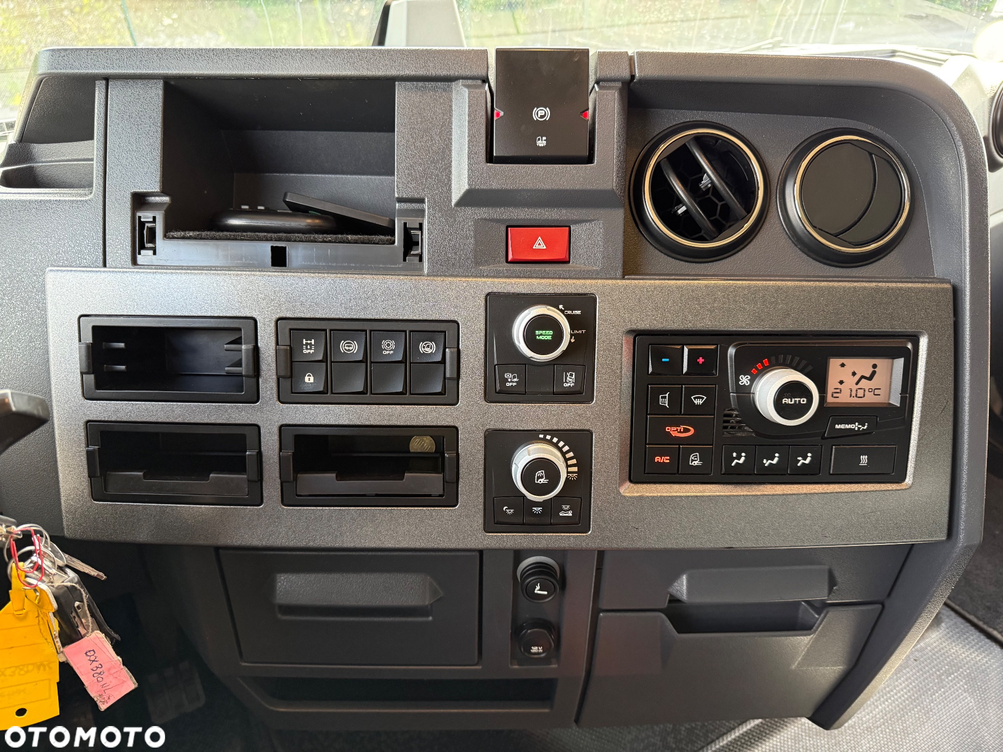 Renault T480 HIGH CAB* EU6*  ALUSY* LODOWKA* ACC* KLIMA DACHOWA* Z FRANCJI* - 19