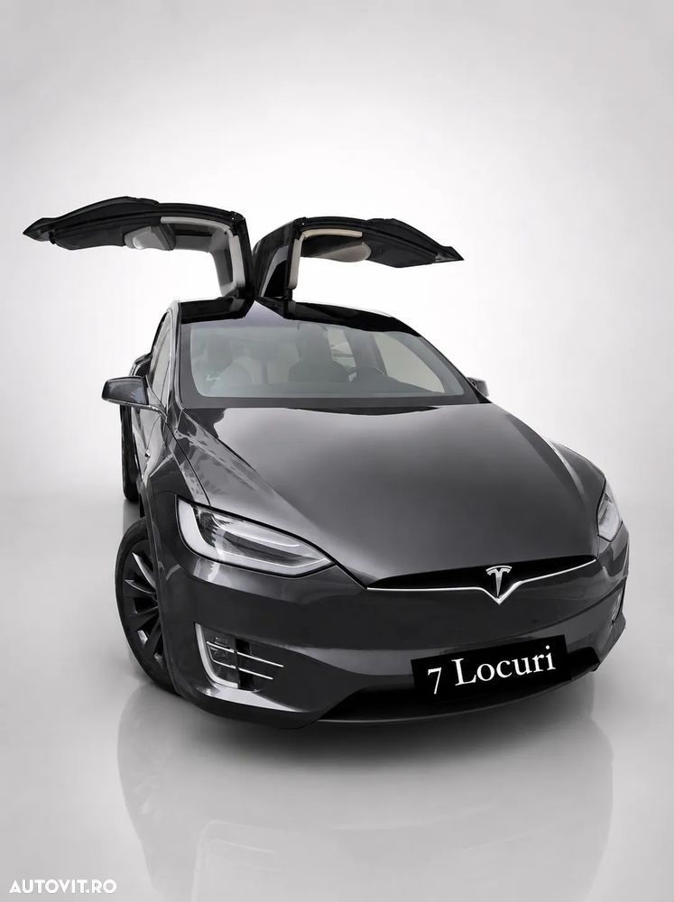 Tesla Model X - 1