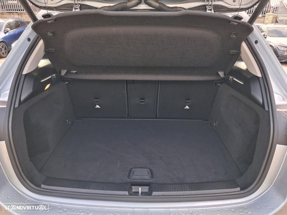 Mercedes-Benz B 180 d - 12