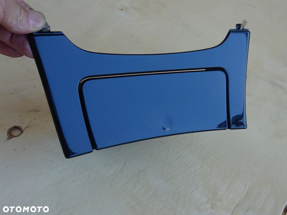 POPIELNICZKA GNIAZDO 12V PANEL DESKI CZARNY DEKOR OPEL INSIGNIA A - 17