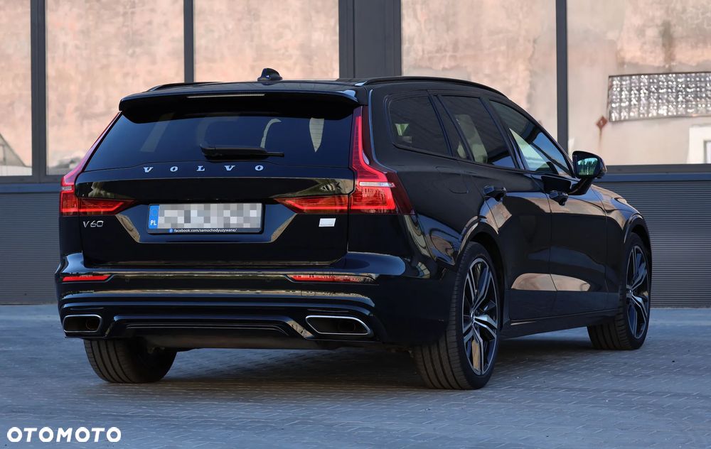 Volvo V60 T6 AWD Recharge Geartronic RDesign - 39