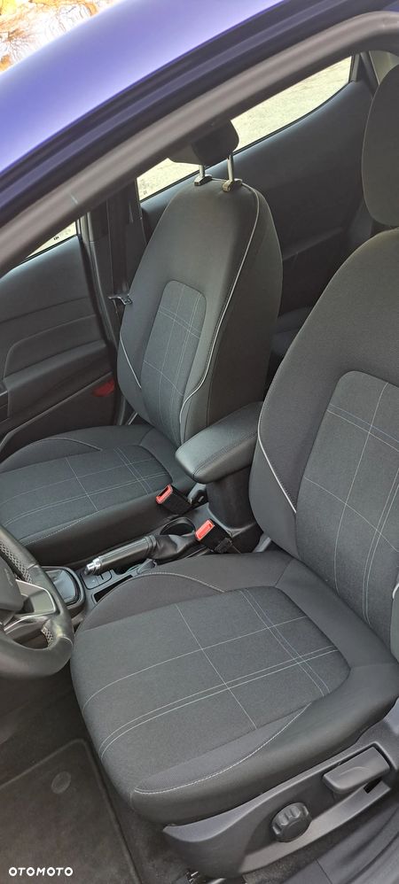 Ford Fiesta 1.1 Titanium - 20