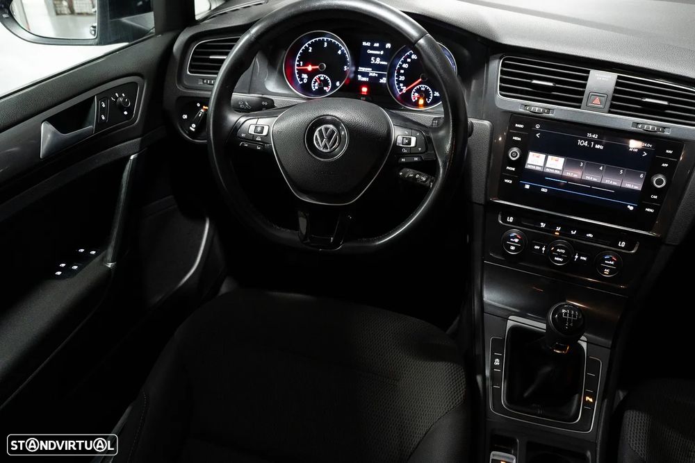 VW Golf 1.6 TDI R-Line - 13