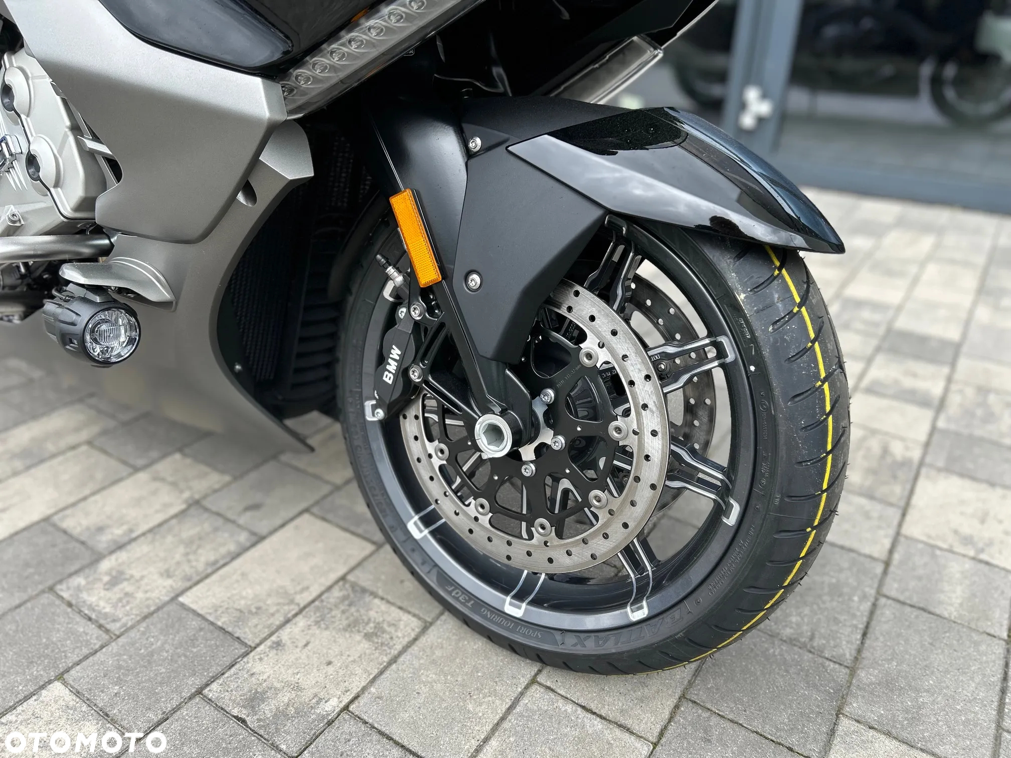 BMW K - 9