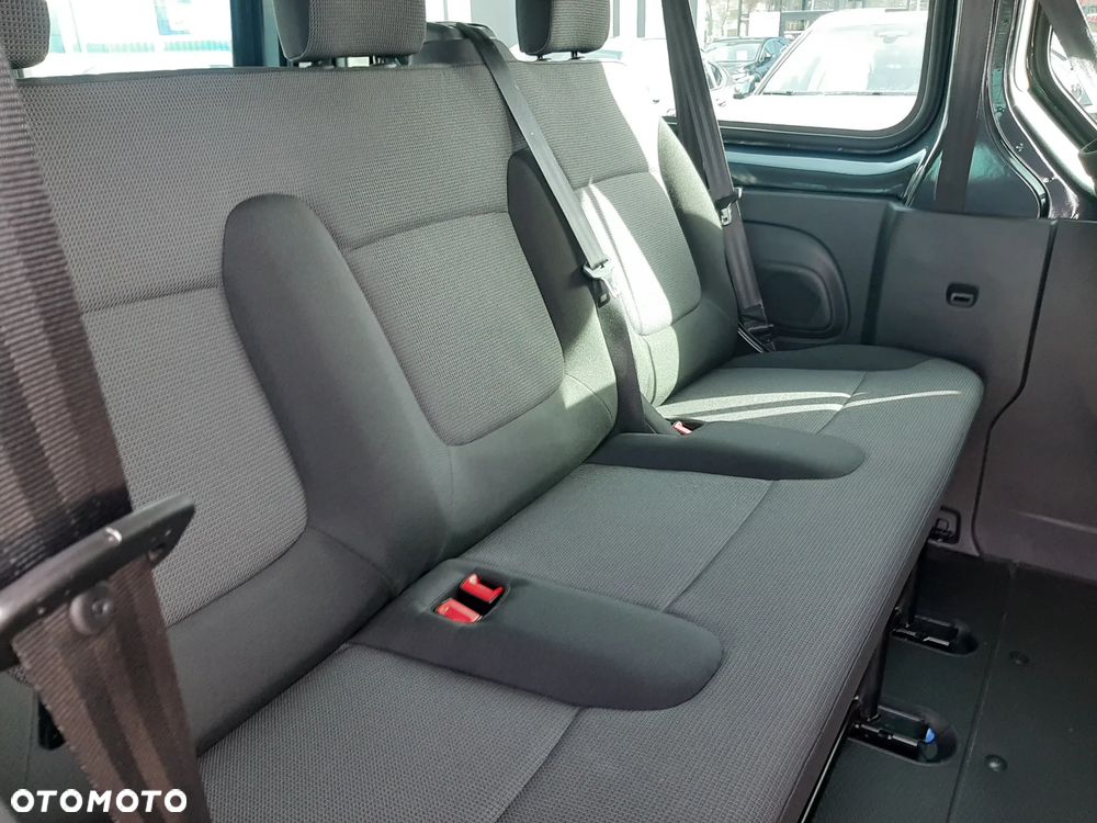 Renault Trafic 2.0 dCi EDC - 17