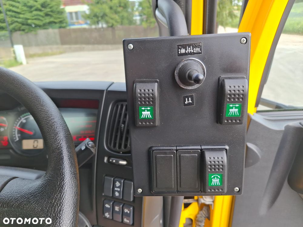 Renault C280 Zamiatarka SEMAT Zoeller FAUN Karcher 2 Silniki Rura Do Liści Listwy Ciśnieniowe Lanca 2 Zbiorniki Wody Szczotki L/R 2018r Euro 6 - 37