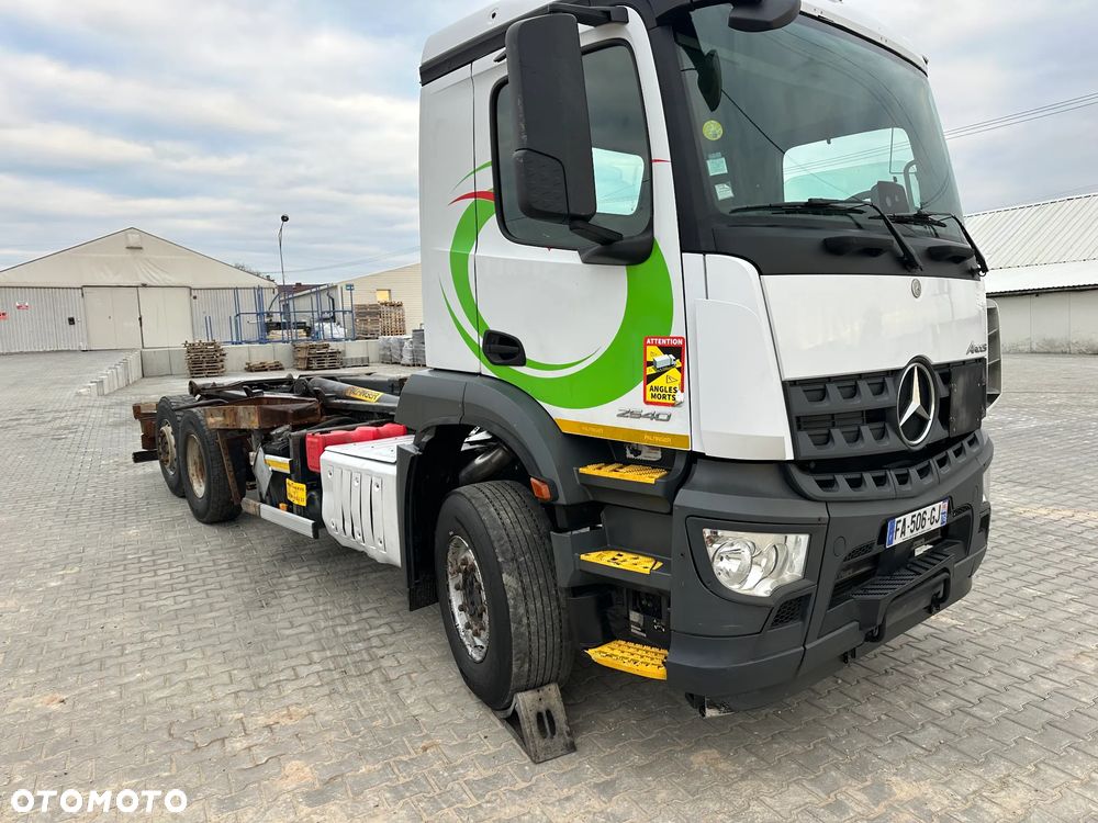 Mercedes-Benz Arocs 2540 - 9