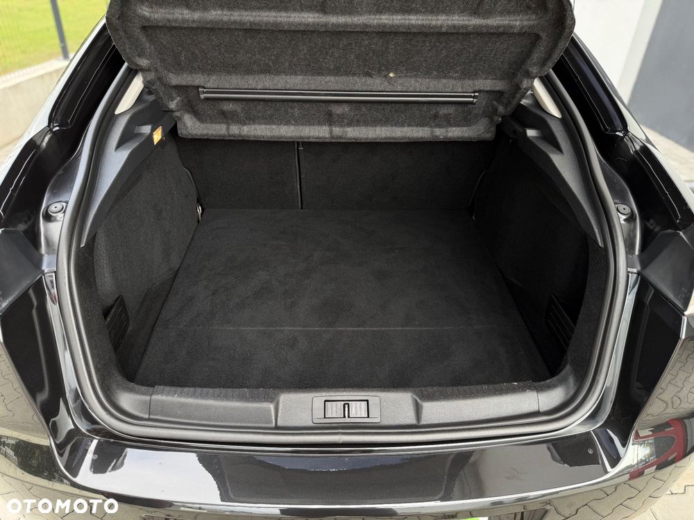 Renault Laguna 2.0T Initiale - 21
