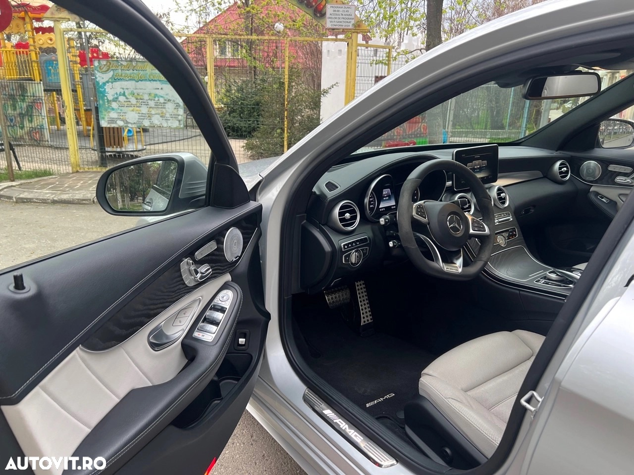 Mercedes-Benz C 400 4Matic T 7G-TRONIC AMG Line - 9