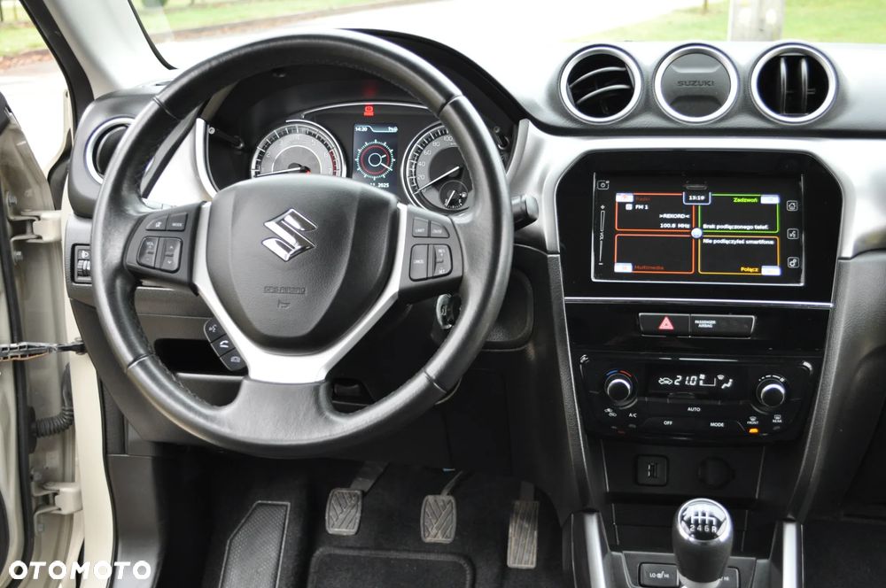 Suzuki Vitara 1.4 Boosterjet XLED 2WD - 12