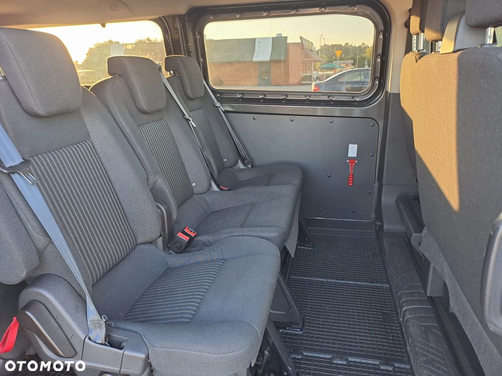 Ford Transit Custom 310 L2H1 Limited - 13