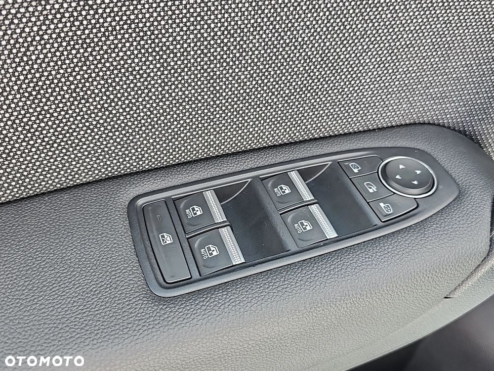 Renault Captur 1.0 TCe Techno - 14