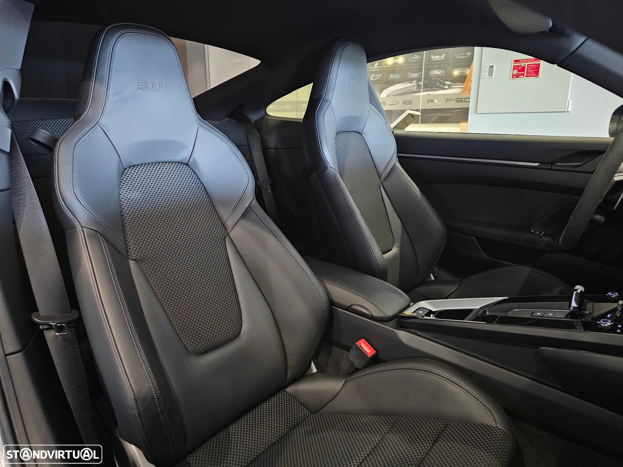 Porsche 911 (992) Carrera T PDK - 35