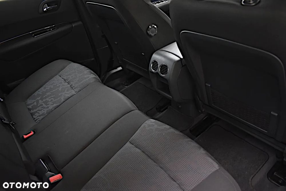 Peugeot 3008 1.6 Active - 30