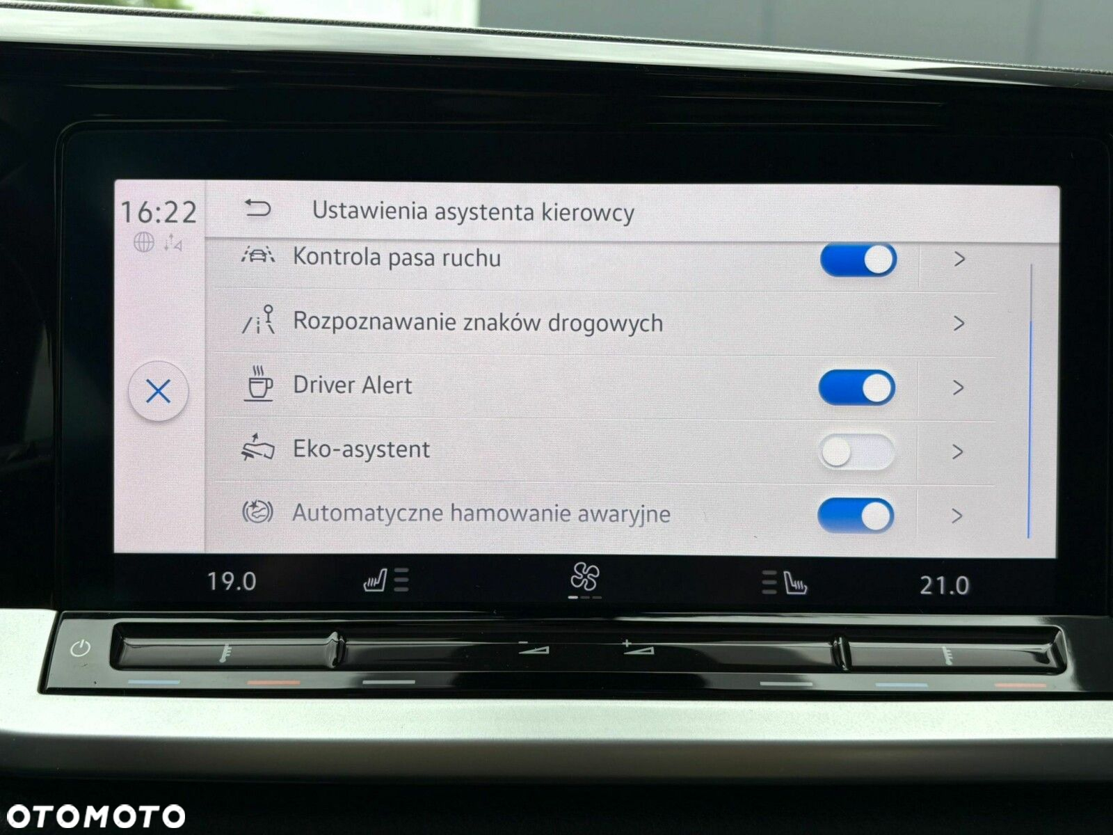 Ford Tourneo Connect 2.0 EcoBlue Titanium - 23