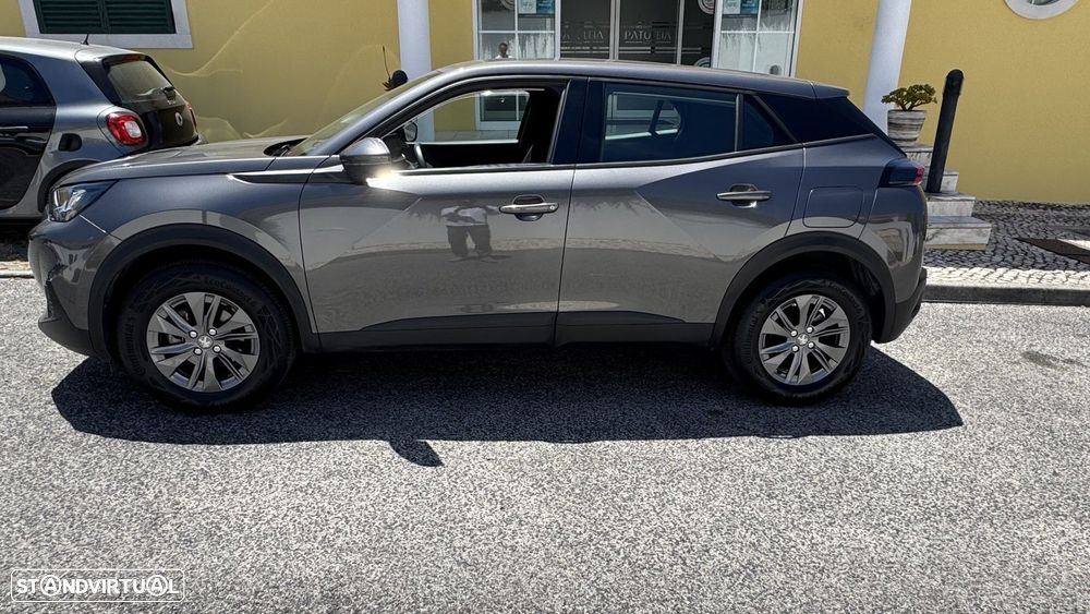 Peugeot 2008 1.2 PureTech Allure EAT8 - 9