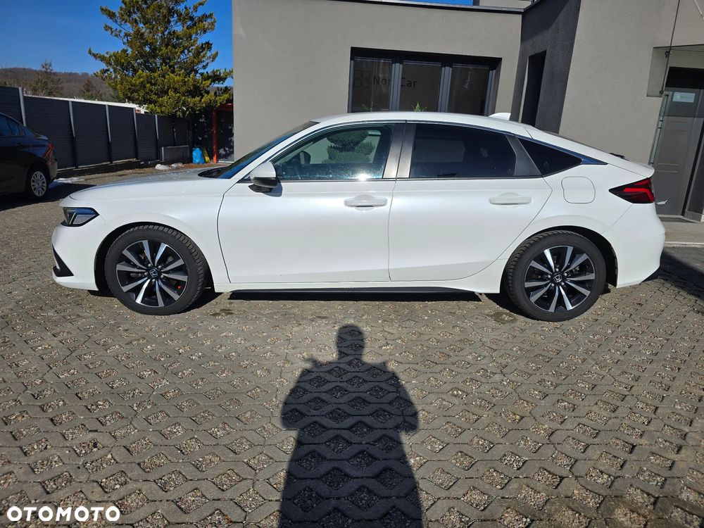 Honda Civic 2.0 i-MMD Elegance CVT - 4