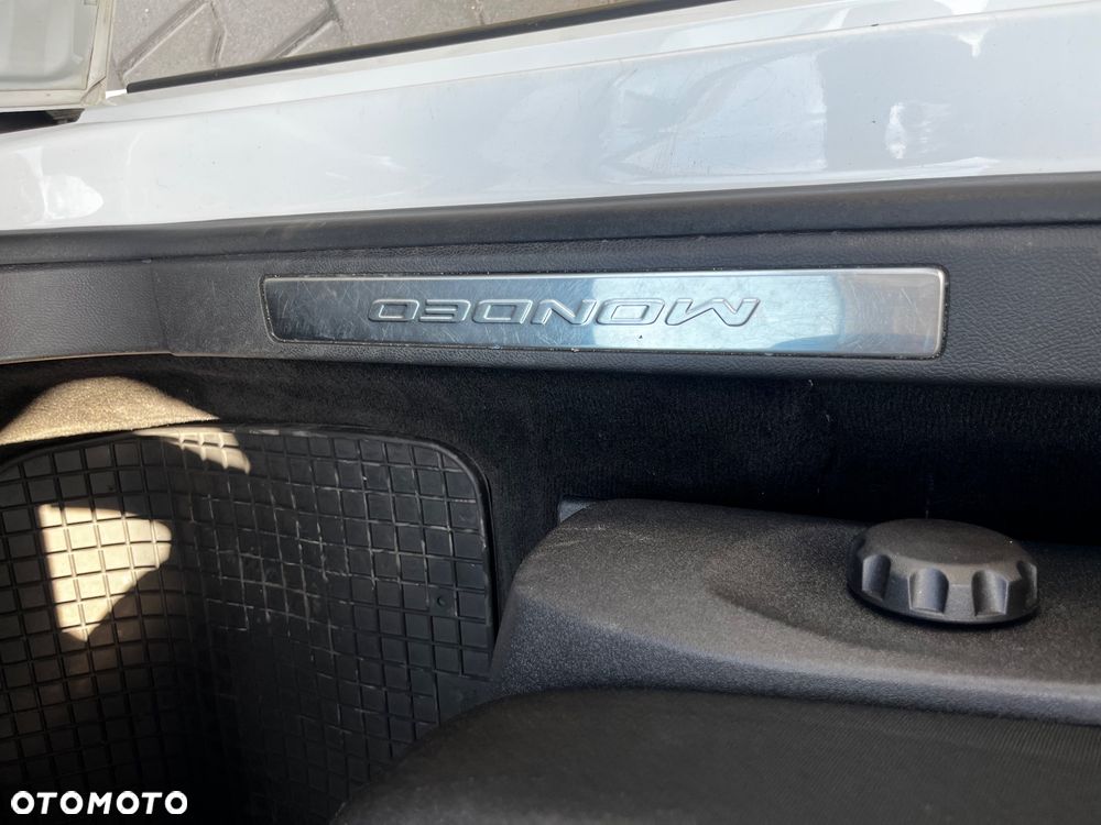Ford Mondeo - 30