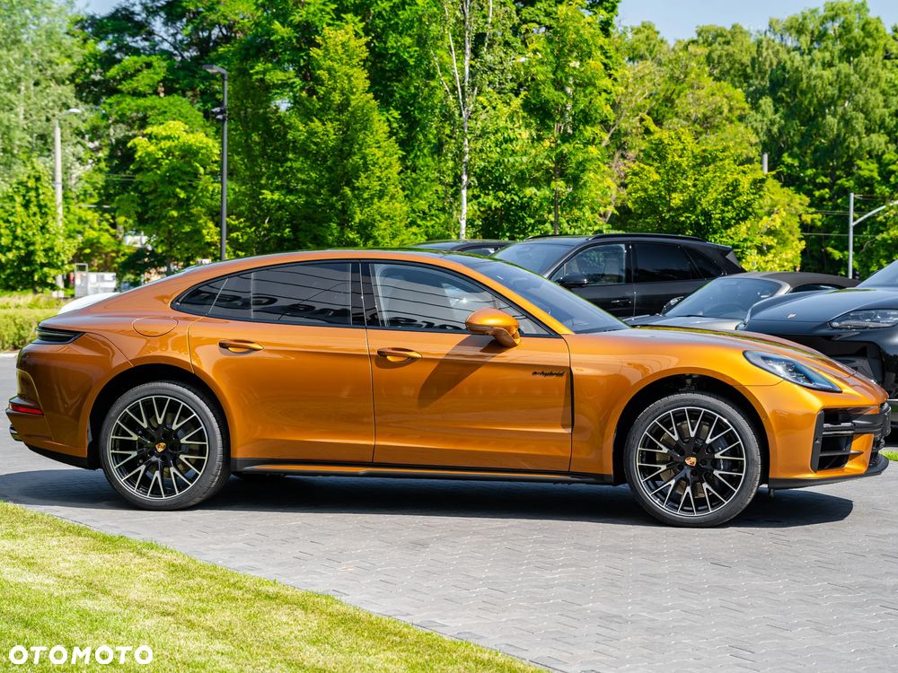 Porsche Panamera 4 E-Hybrid PHEV - 7