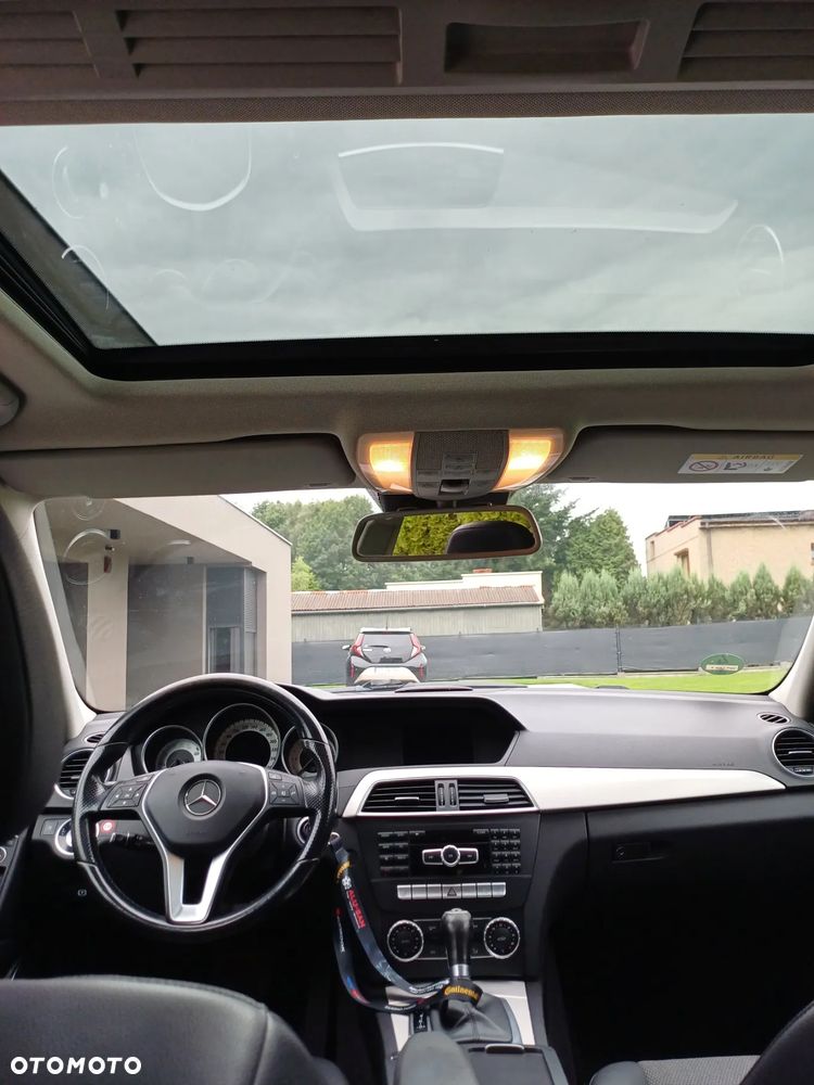 Mercedes-Benz Klasa C 220 T CDI 7G-TRONIC Avantgarde Edition - 9