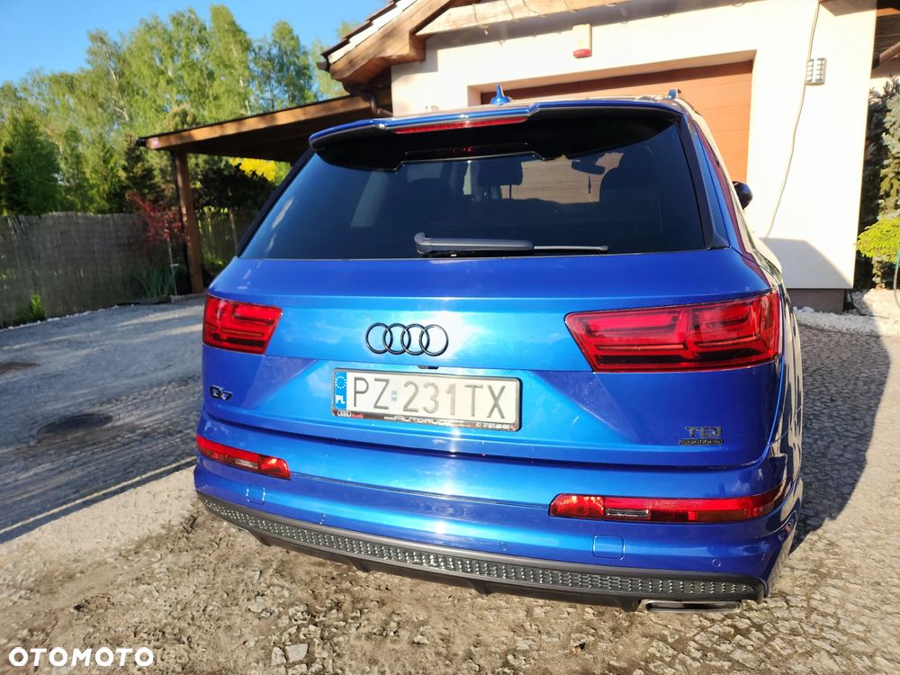 Audi Q7 - 9