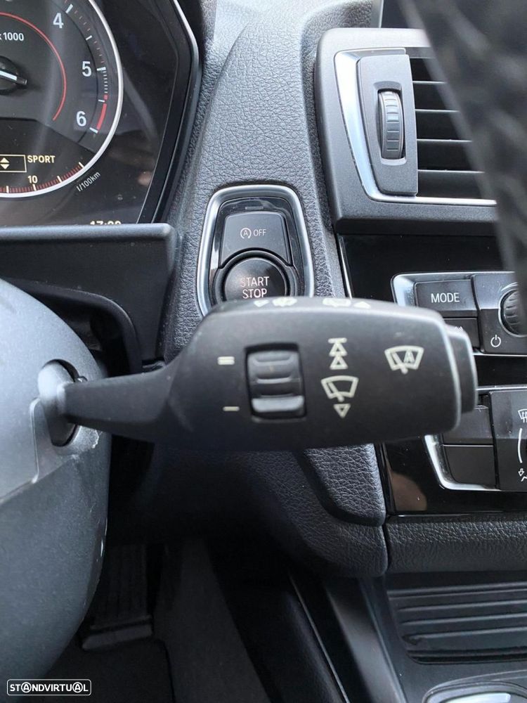 BMW 118 d Pack M - 12