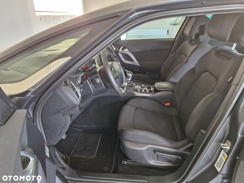 Citroën DS5 1.6 BlueHDi SoChic - 13