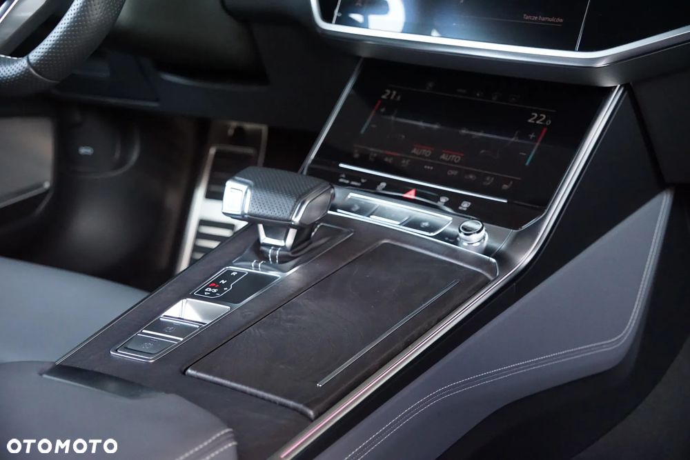 Audi RS6 Avant - 29