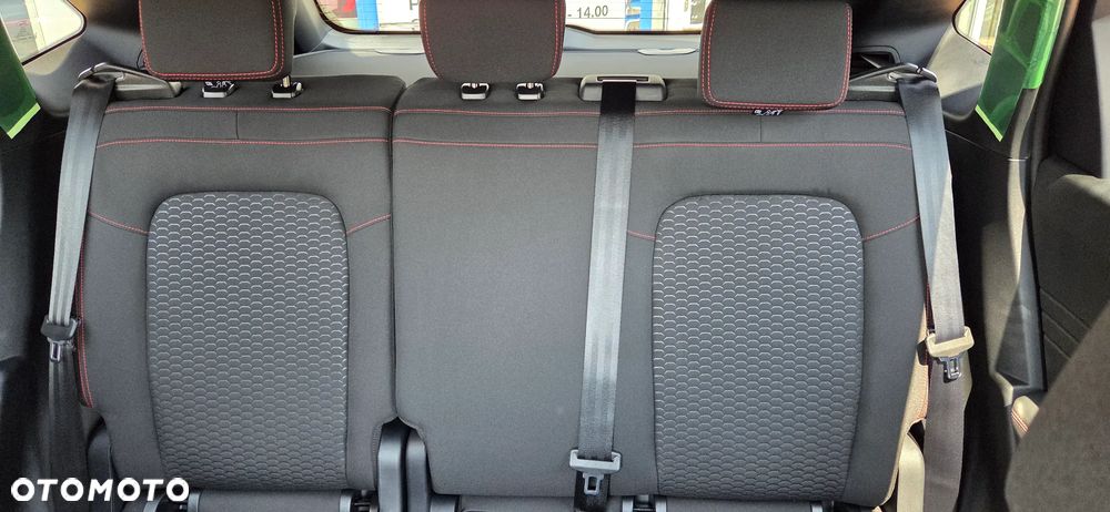 Ford Kuga 2.5 FHEV FWD ST-Line eCVT - 24
