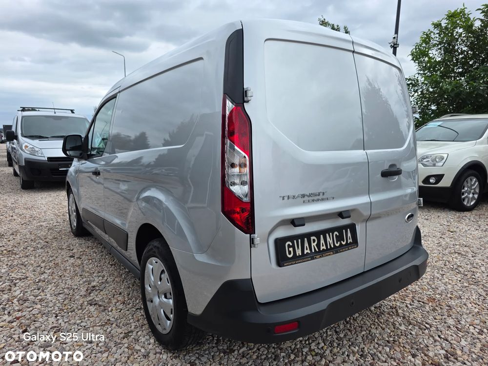 Ford Transit Connect - 9