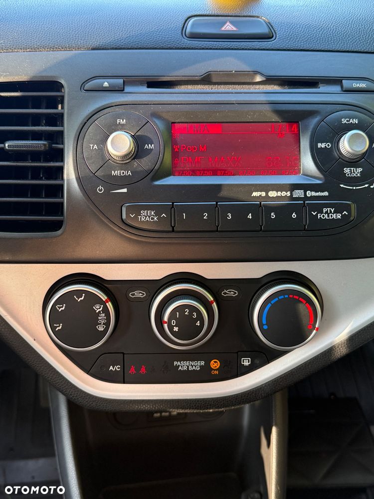 Kia Picanto 1.2 L - 10