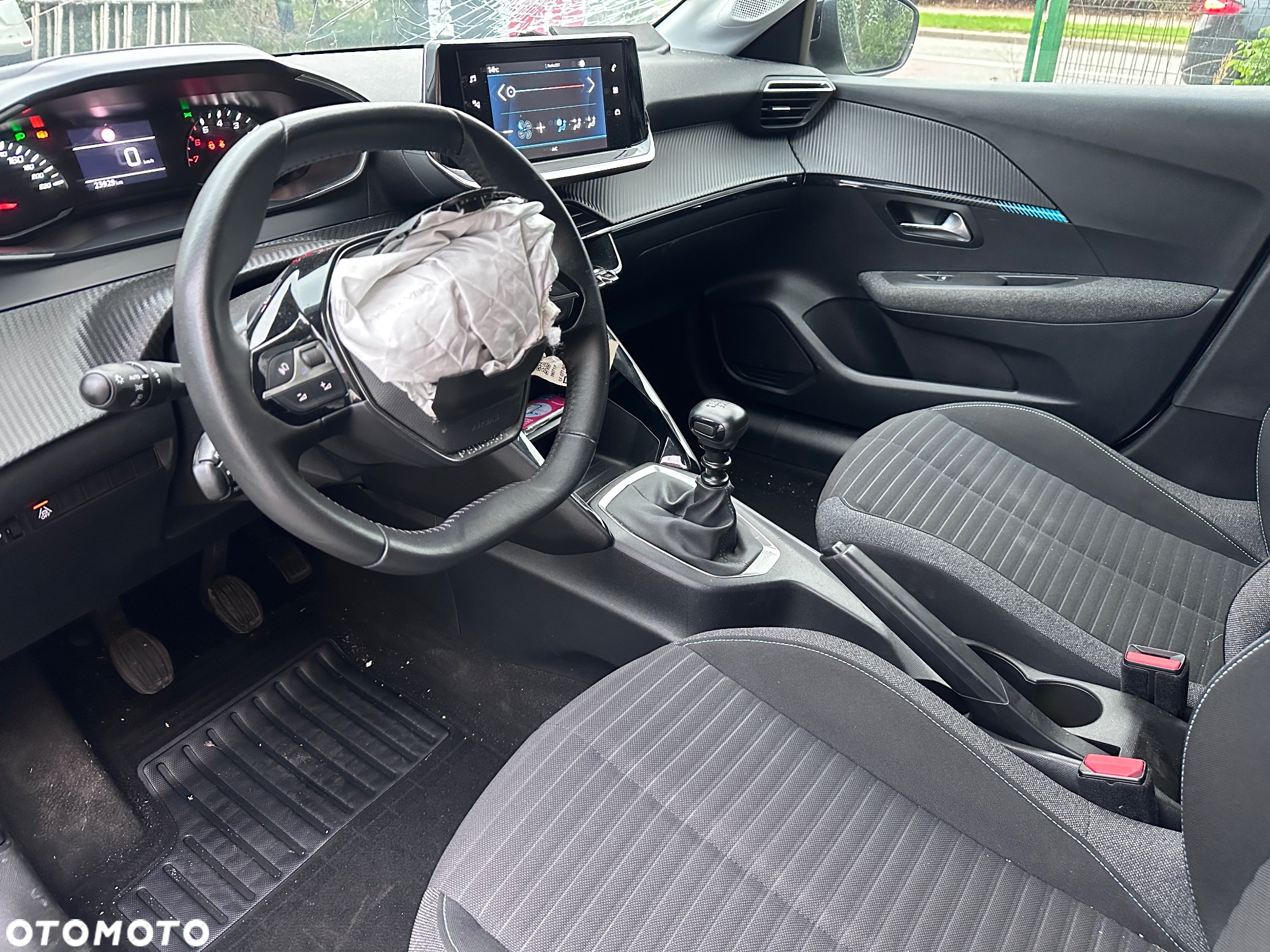 Peugeot 208 1.2 PureTech Style S&S - 29